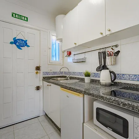 Torres Del Sol Estudio 아파트 아로나